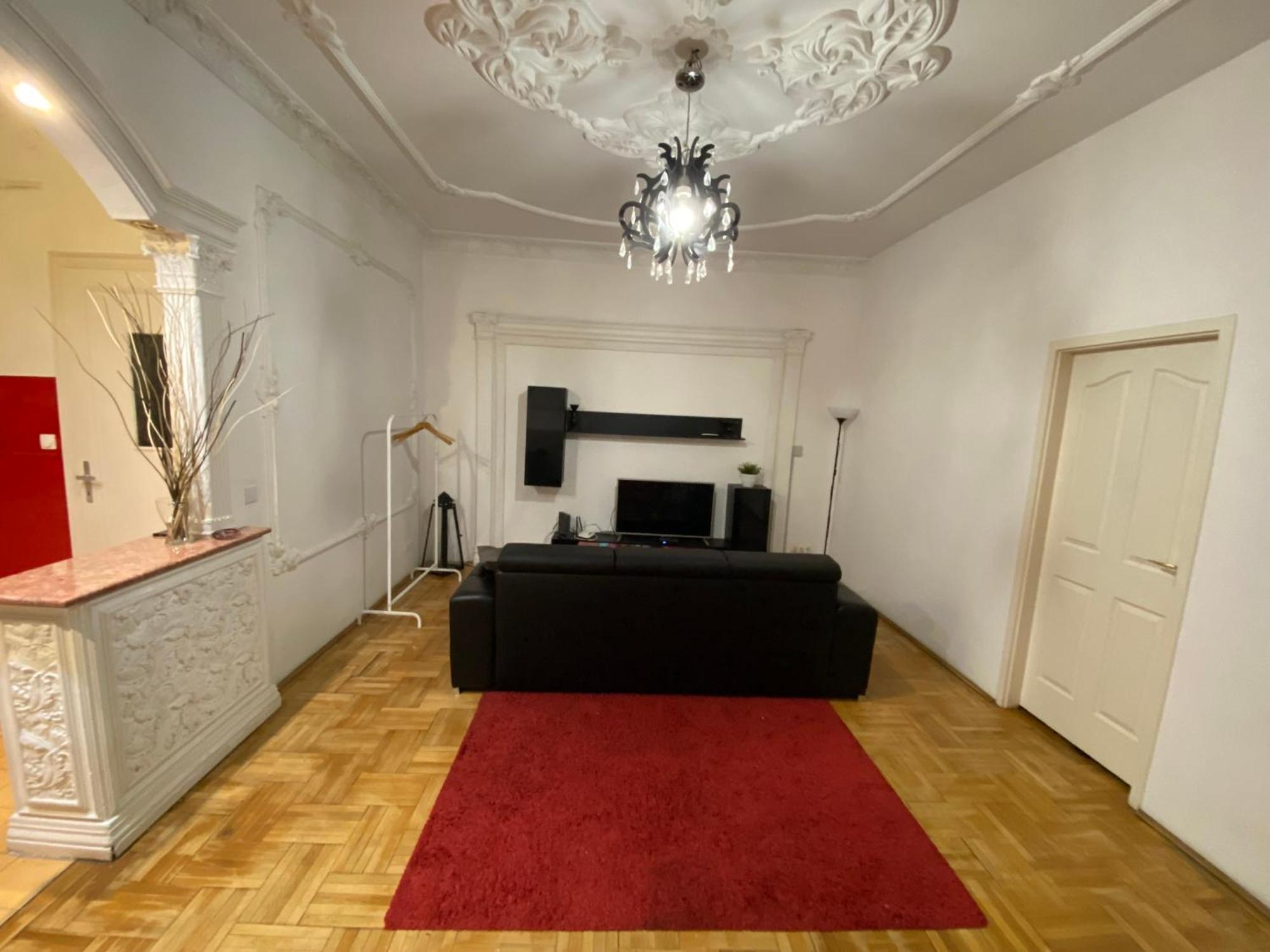 Heart Of The 2 Bedrooms, Living Rooms, Bathrooms, With Ac Budapesta